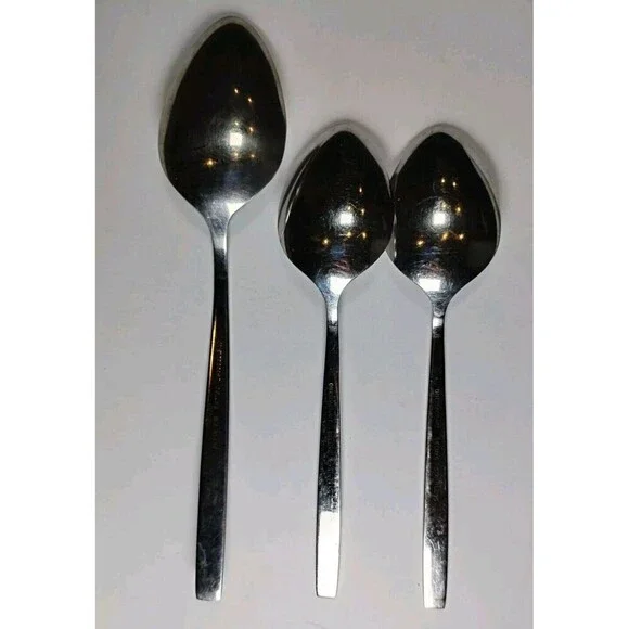 Oneida Oneidacraft Deluxe Lasting Rose 29 Forks Knives Spoons Stainless Flatware - Picture 10 of 15